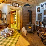 Rodinné Alpinka Pensión 3*