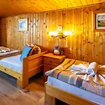 Rodinné Alpinka 3* Oscadnica