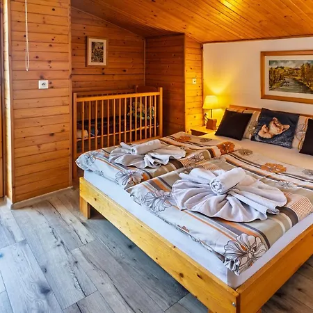 Pensionat Rodinne Alpinka Oscadnica