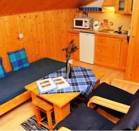 Rodinne Apartmany Alpinka Guest house