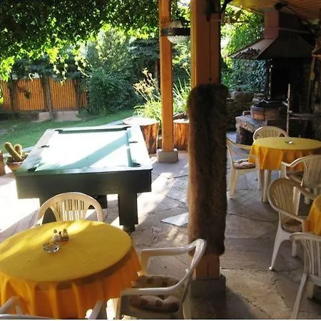 Rodinne Apartmany Alpinka Guest house