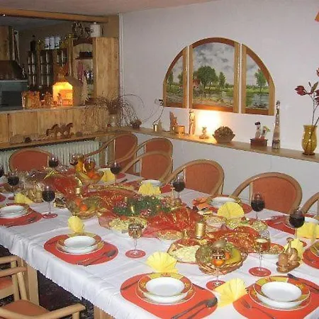 Rodinne Apartmany Alpinka 3*