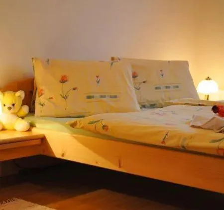 Rodinne Apartmany Alpinka Guest house